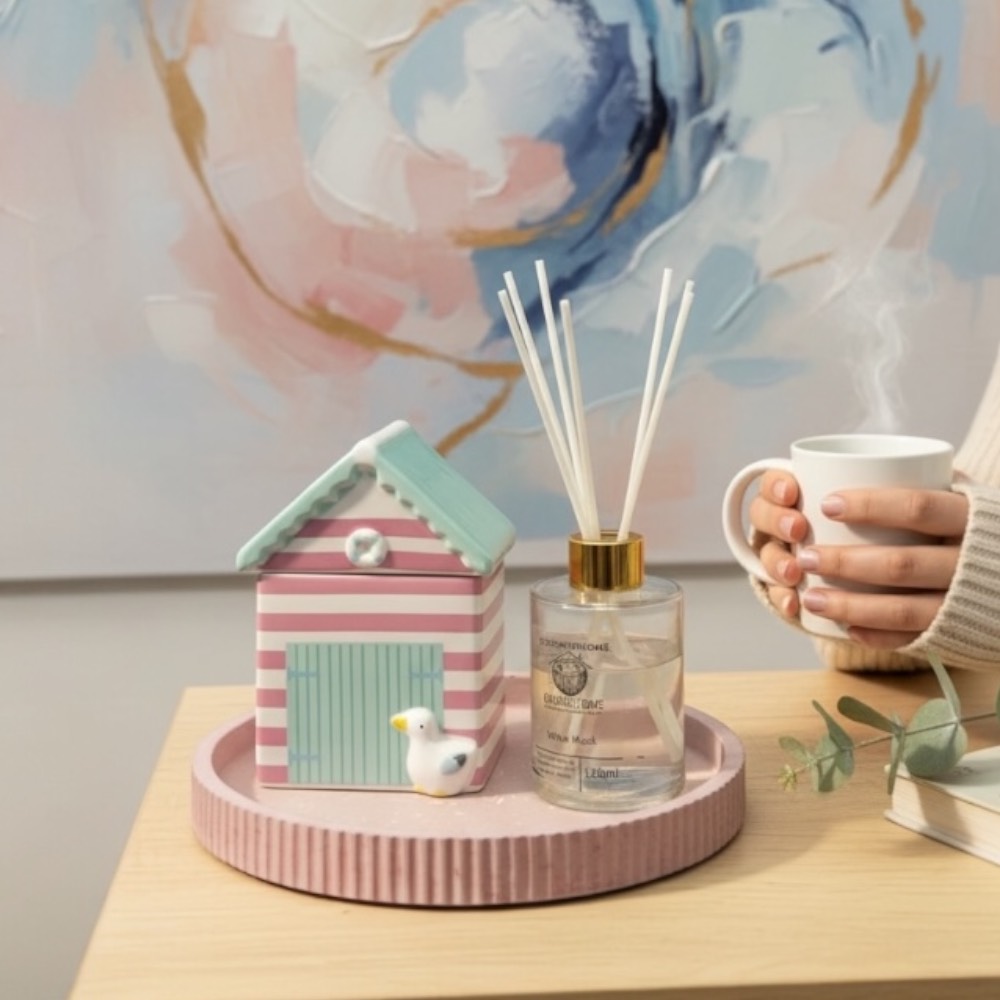 Cozy home - Pink Striped Little House